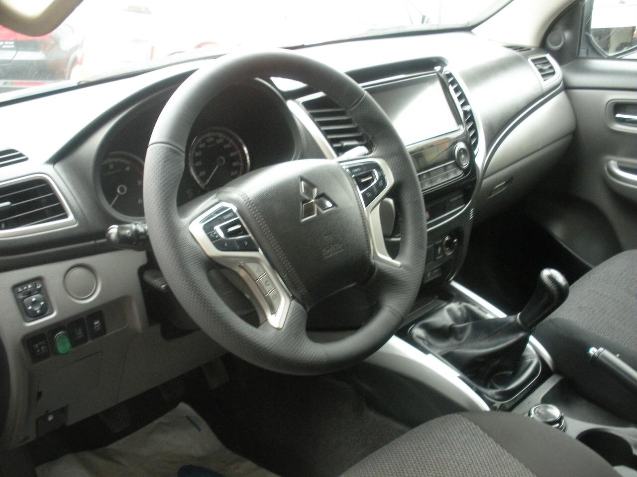 Mitsubishi L200 2.4 DI-D/181CV Double Cab SAFARI