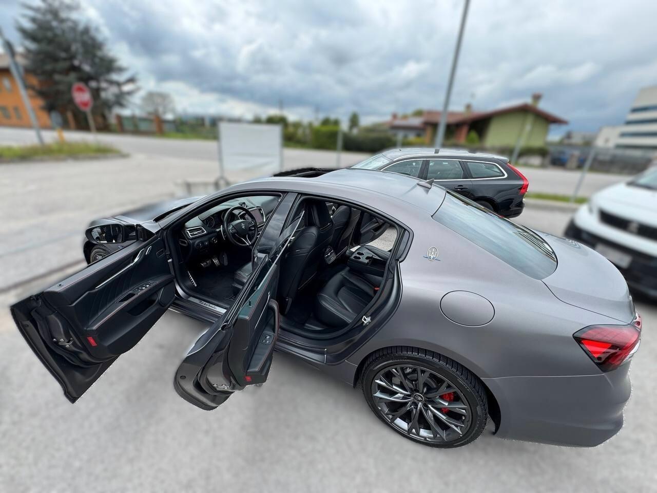 Maserati Ghibli 2.0 HYBRID 330 CV GRAN SPORT TETTO