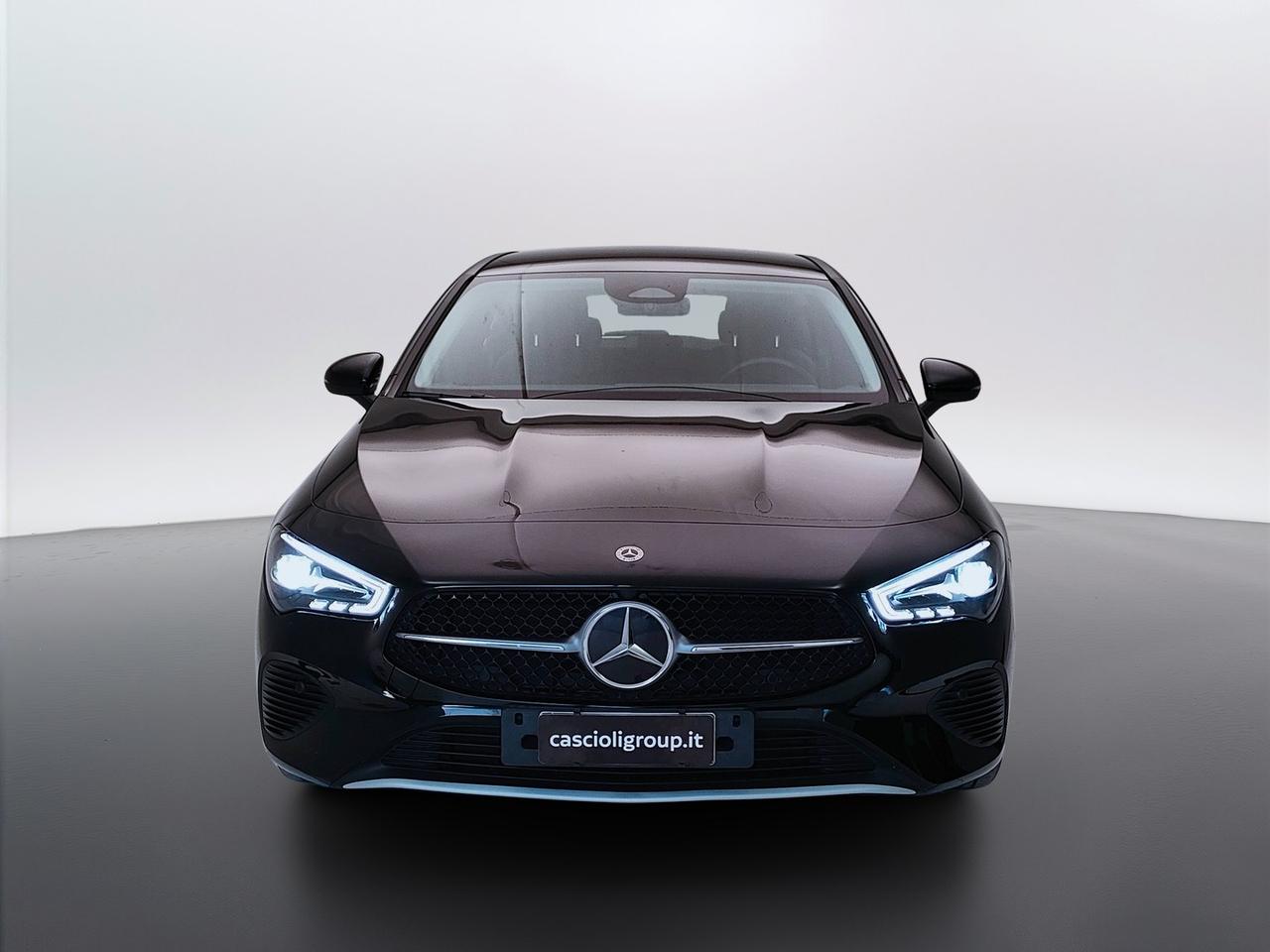 Mercedes-Benz CLA Sh.Brake - X118 2023 - CLA Shooting Brake 180 d Advanced auto