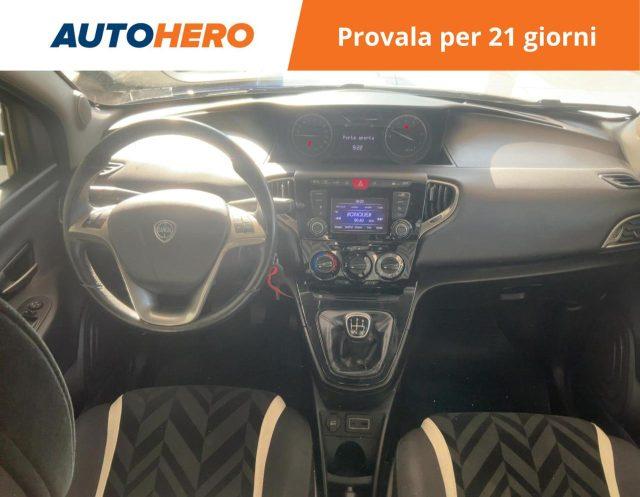 LANCIA Ypsilon 1.2 69 CV 5 porte Gold