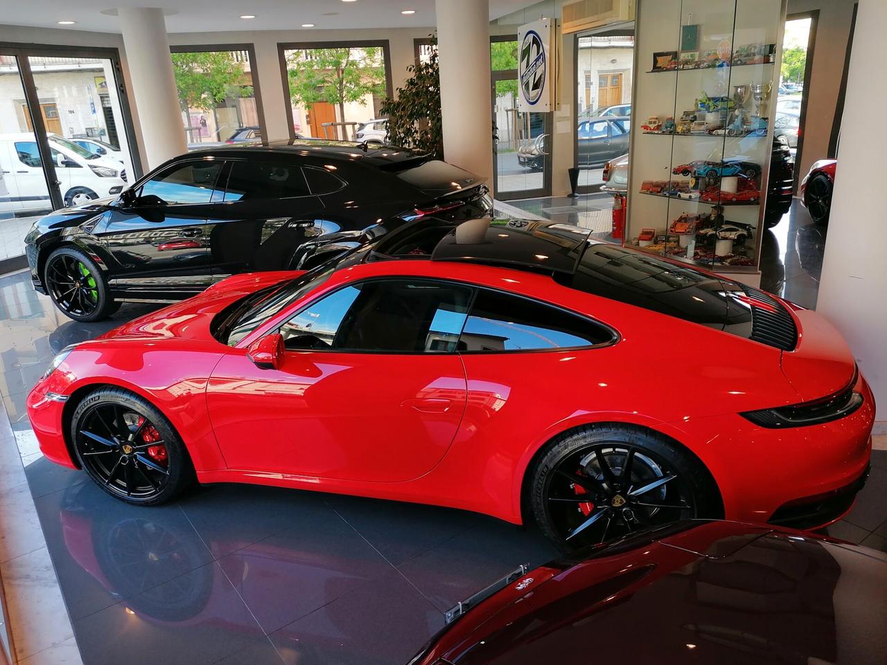 Porsche 911 992 Carrera 2 Coupè