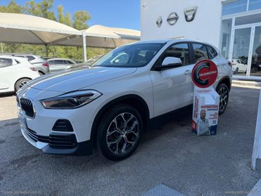 BMW X2 sDrive16d Goldplay Edition