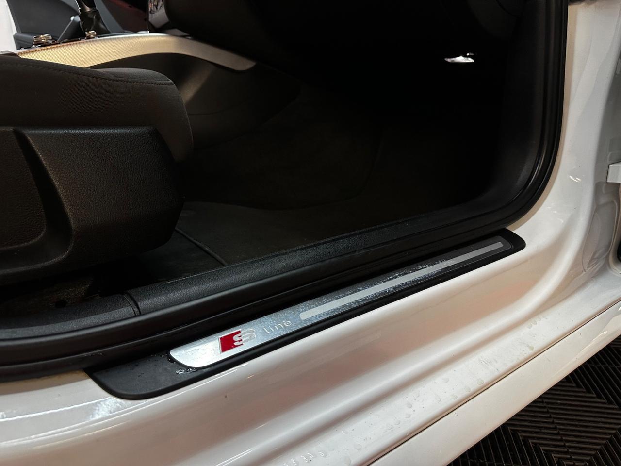 Audi A4 Avant S-Line 2.0 TDI 177CV quattro - FABIANOAUTO