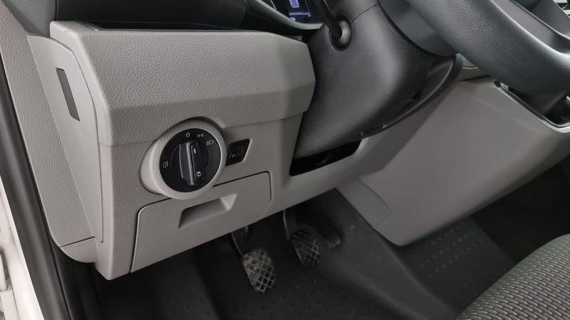 Volkswagen Caravelle 2.0 TDI 110CV PC Trendline 9 posti
