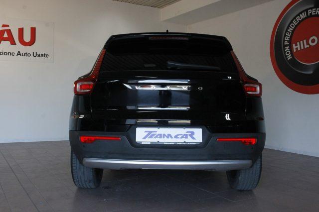 VOLVO XC40 D3 AWD Geartronic Momentum UNICOPROP. PELLE.