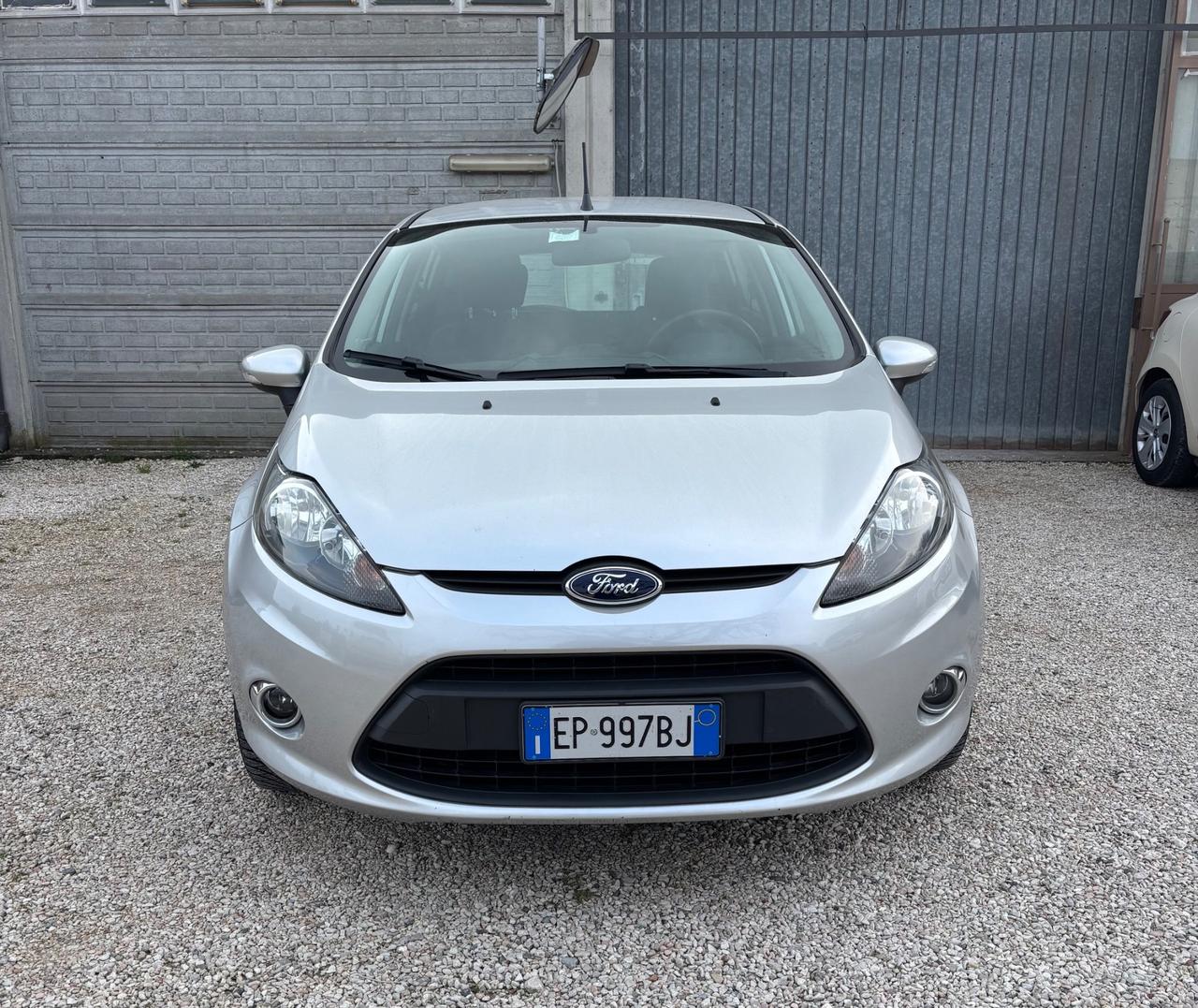 Ford Fiesta 1.4 5 porte Bz.- GPL Titanium