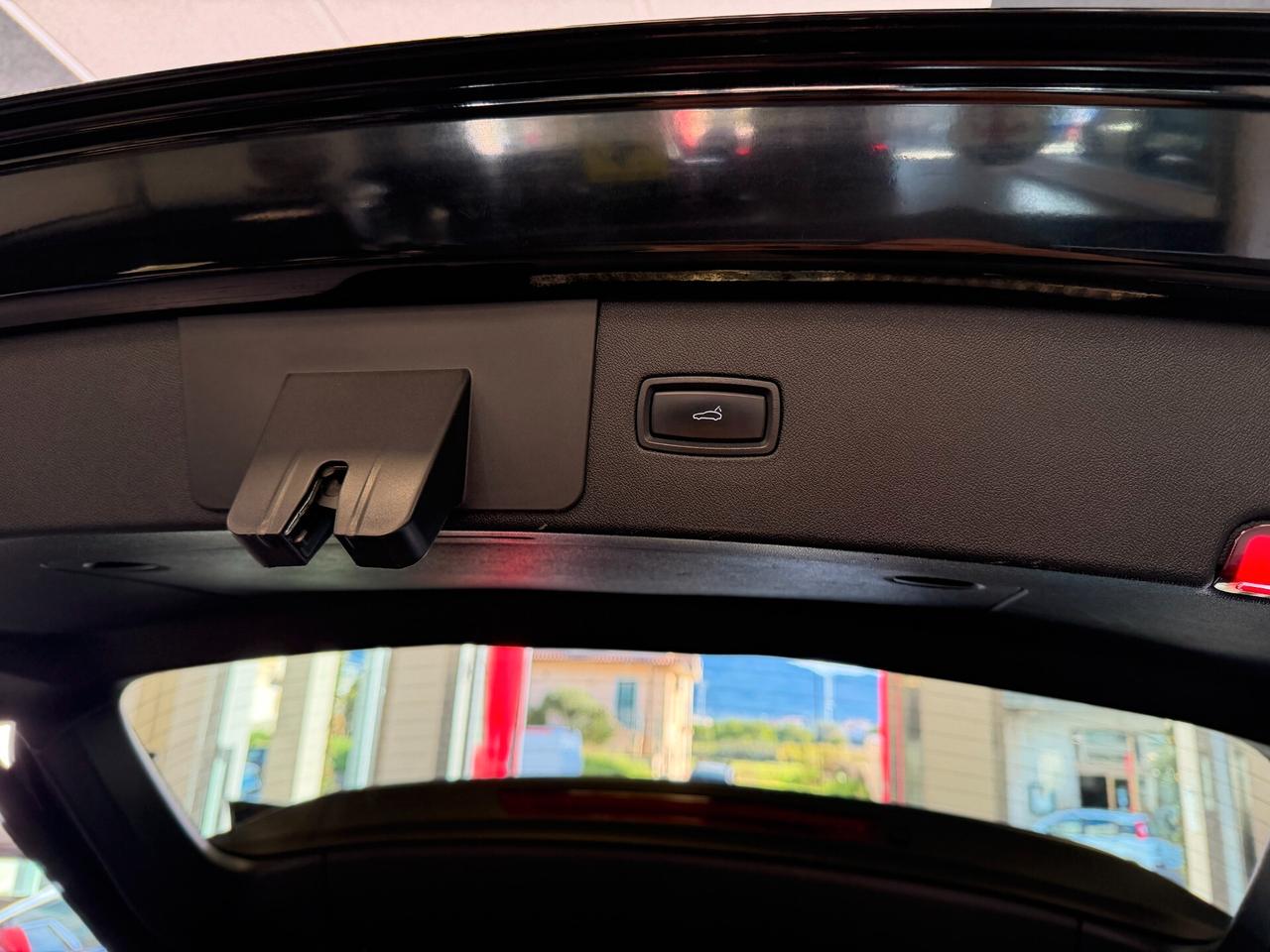 Porsche Cayenne 3.0 V6 340 cv