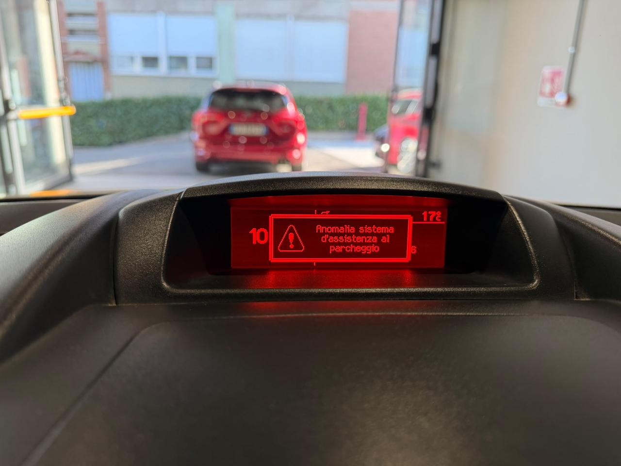 Peugeot Partner BlueHDi 100 ETG6 S&S L1 Furgone Premium