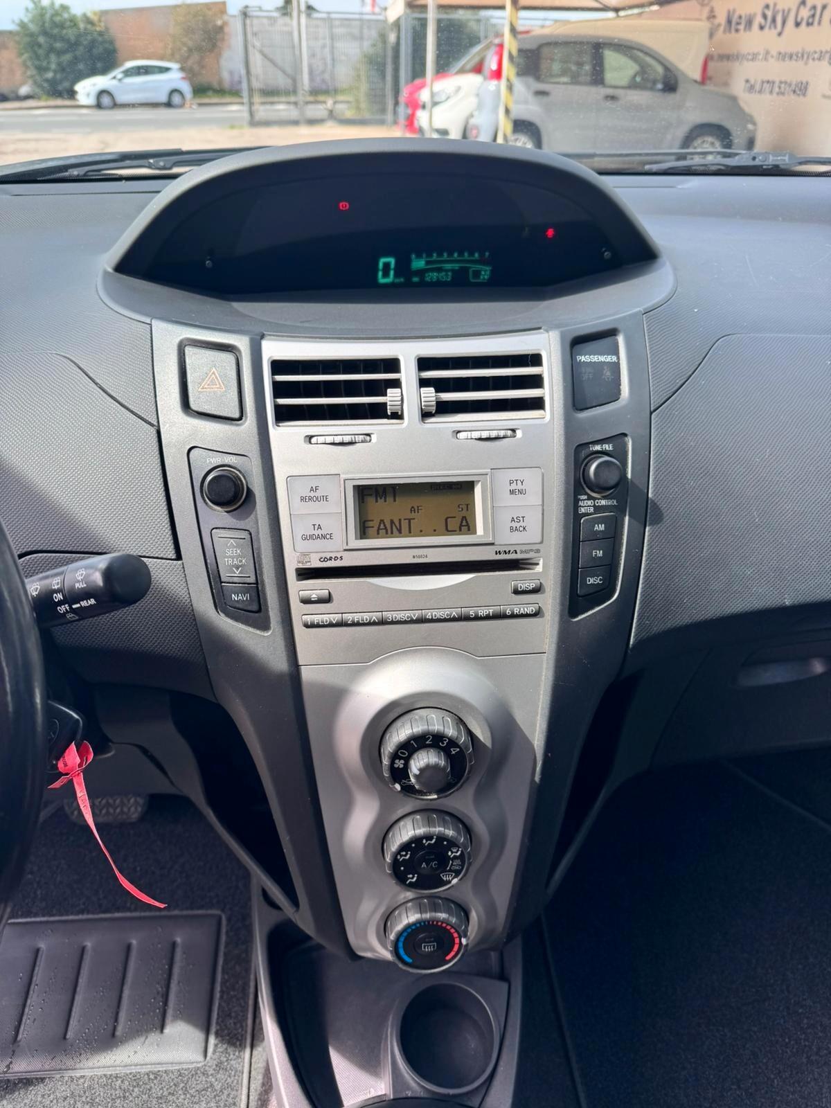 Toyota Yaris 1.3 3p. AUTOMATICA