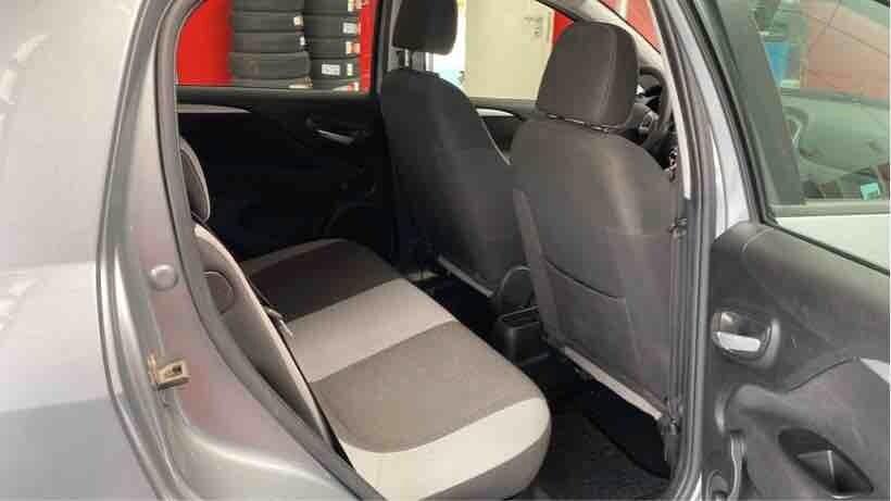 Fiat Punto 1.3 MJT II S&S 95 CV 5 porte Easy