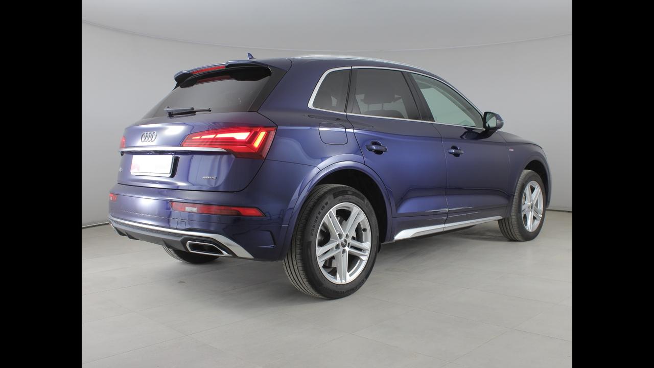 AUDI Q5 II 2020 - Q5 40 2.0 tdi mhev 12V S line quattro s-tronic