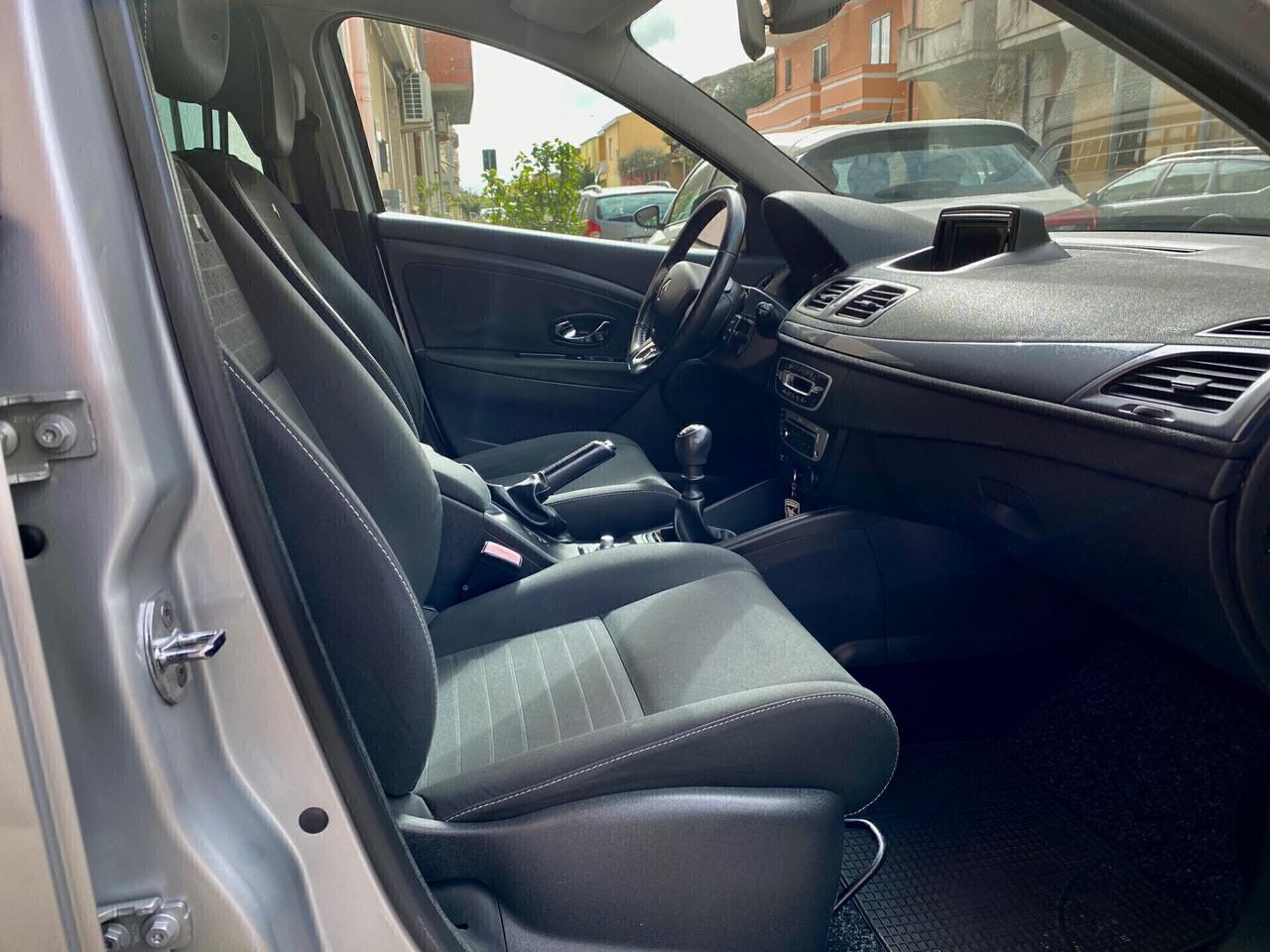 Renault Megane Mégane 1.5 dCi 110CV Start&Stop ESM SporTour Limited