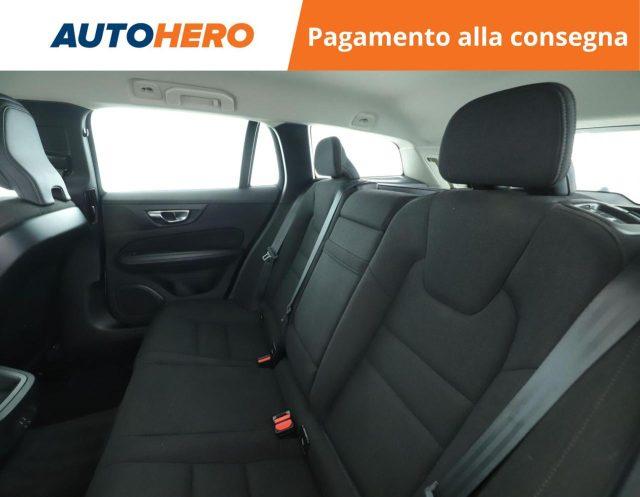 VOLVO V60 B3 Geartronic Momentum Business