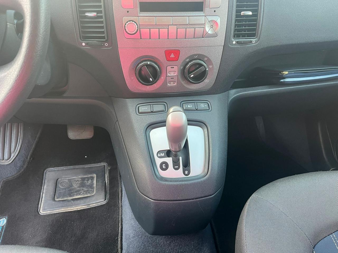 Lancia MUSA 1.3 Mjt 95 CV DFN Platinum