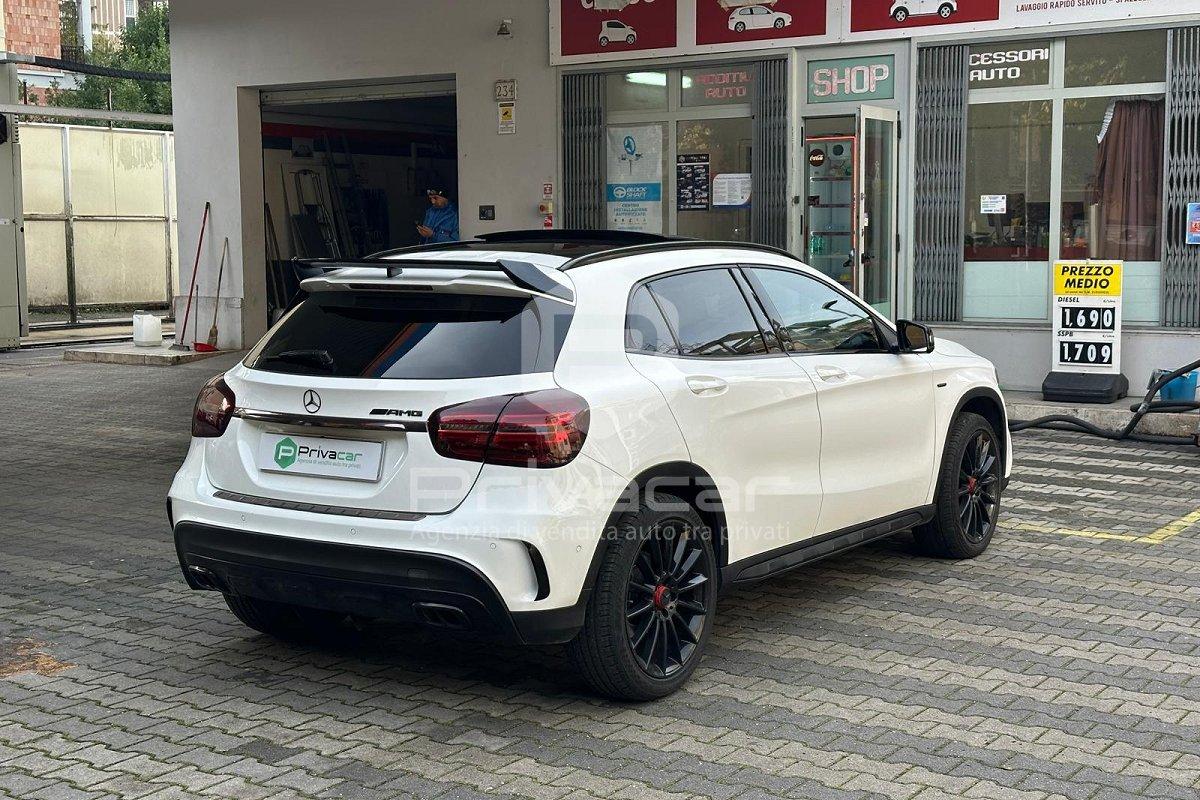 MERCEDES GLA 200 Premium