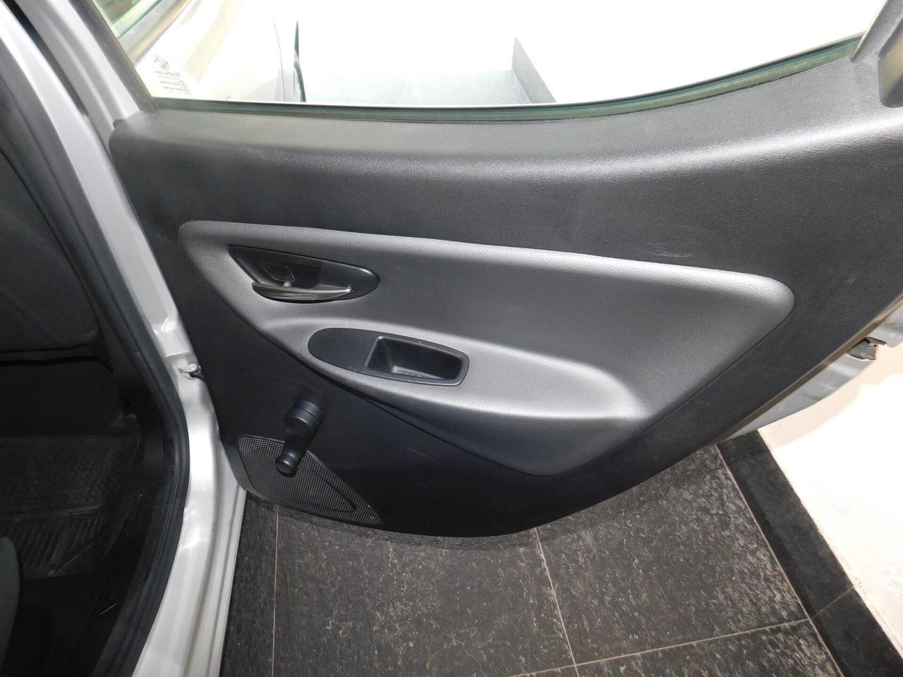 Lancia Ypsilon 1.3 MJT 16V 95 CV 5 porte S&S Gold