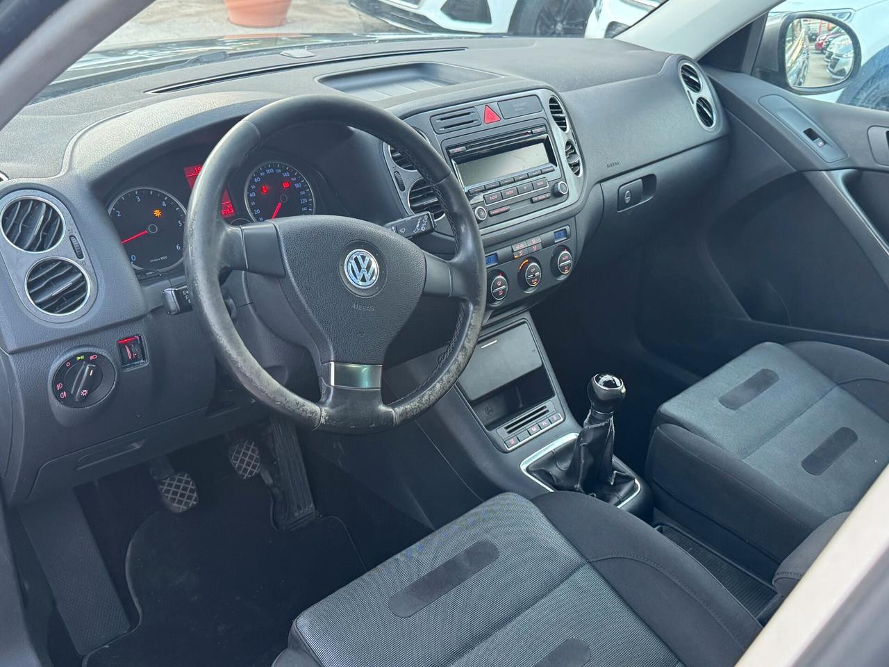 Volkswagen Tiguan 2.0 16V TDI DPF Sport & Style (18°)