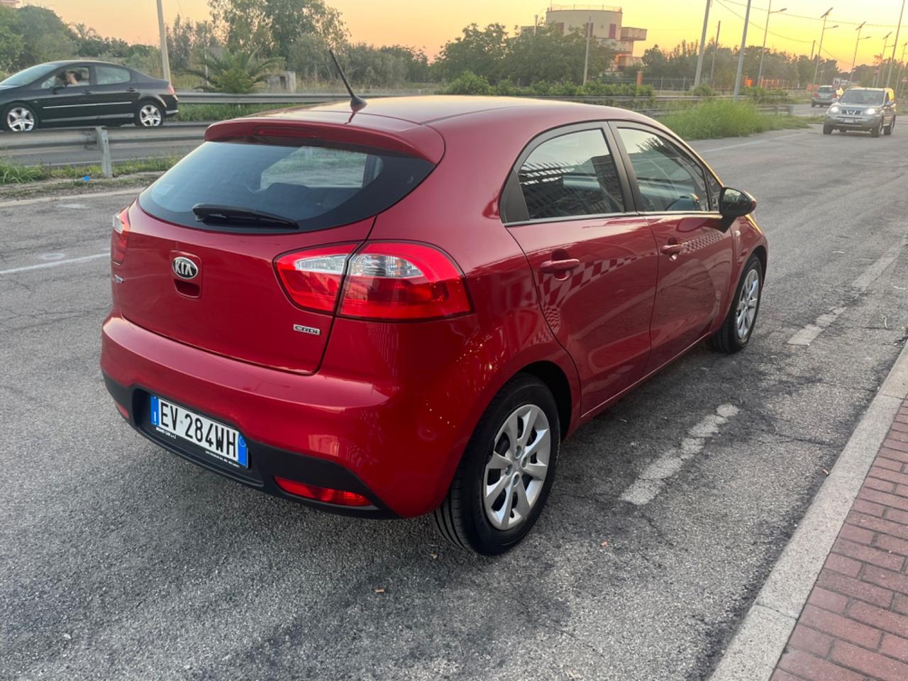 Kia Rio 1.4 CRDi 5p. Cool Unipro- 2014