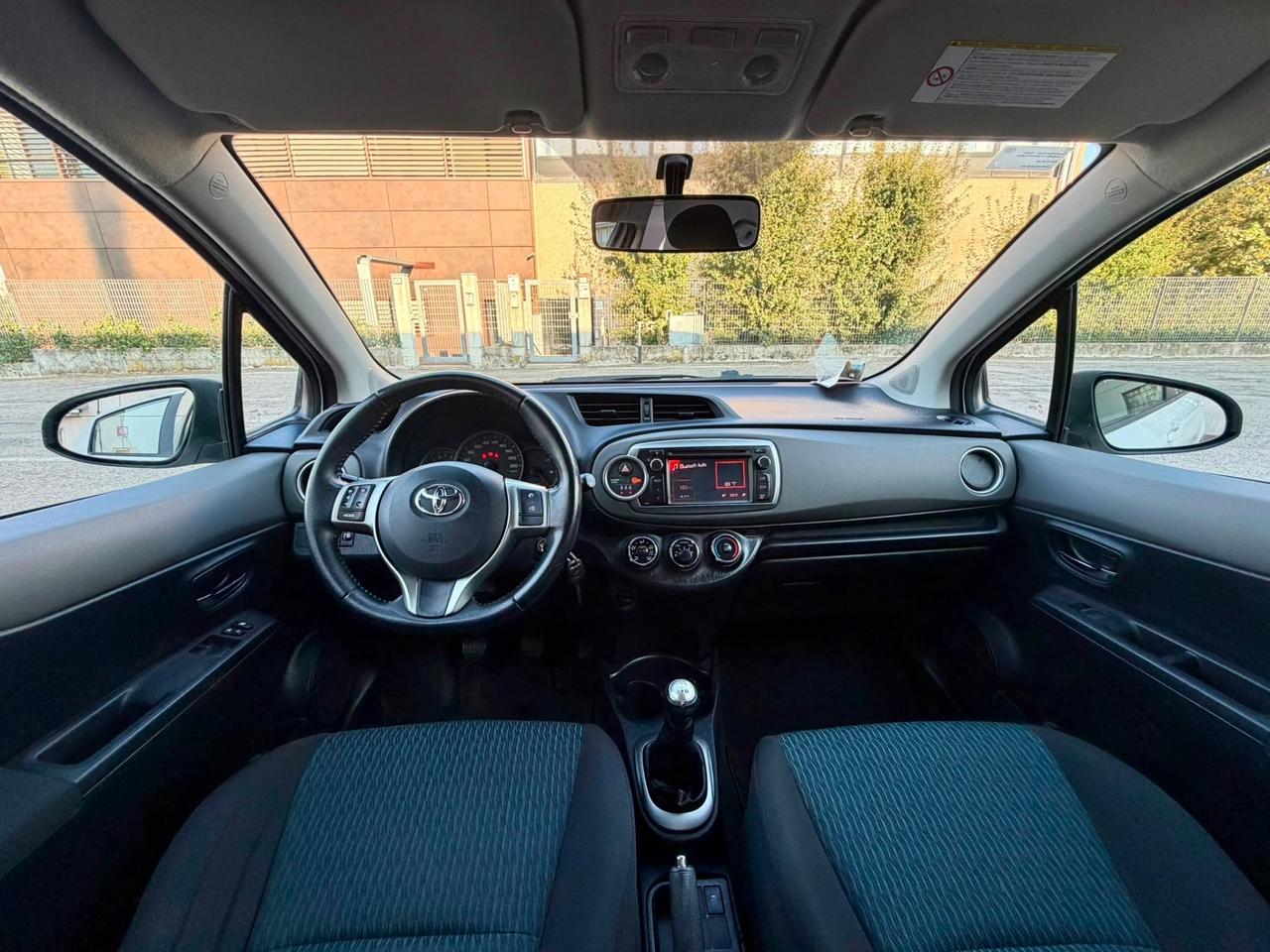 Toyota Yaris 1.0benz 2012 120.000km per neopatentati