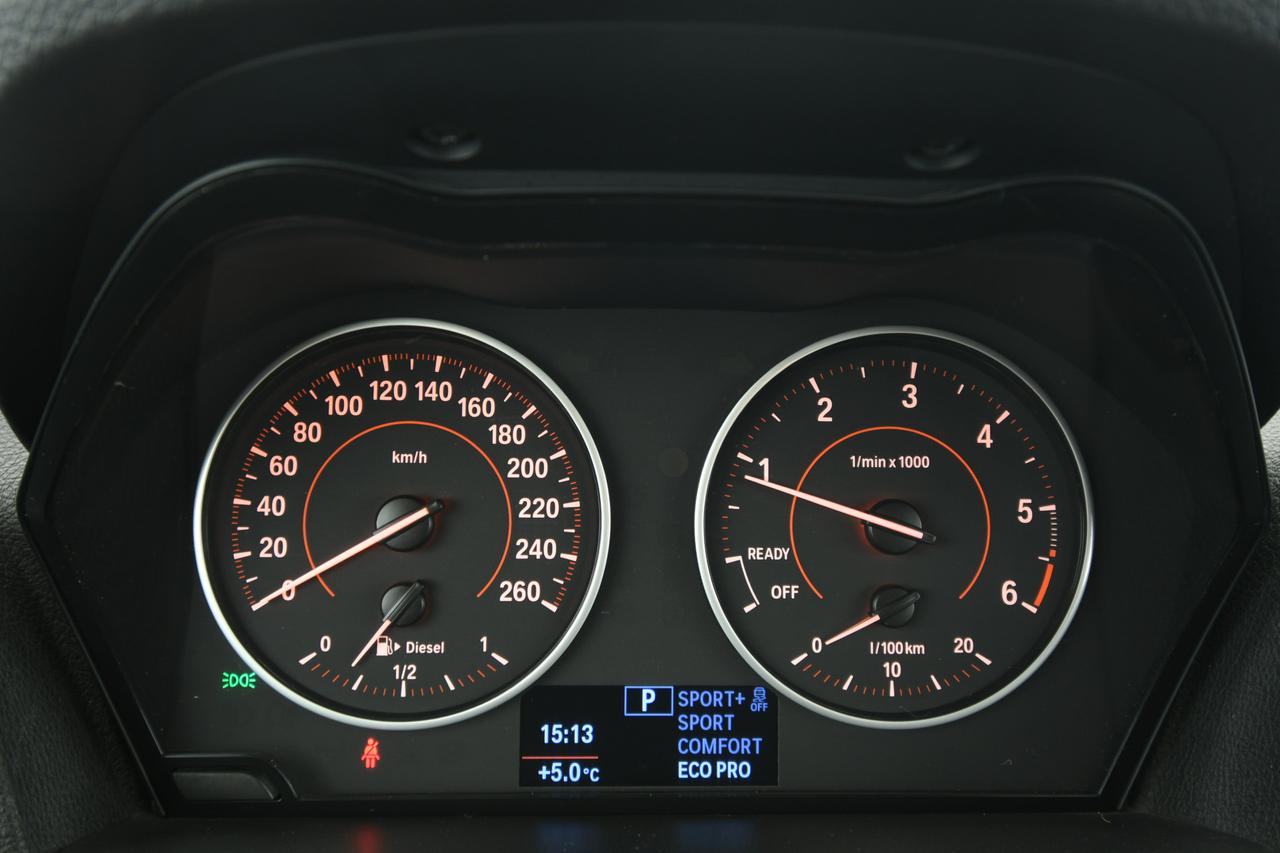 BMW 118d Sport 5p auto LED+C17"