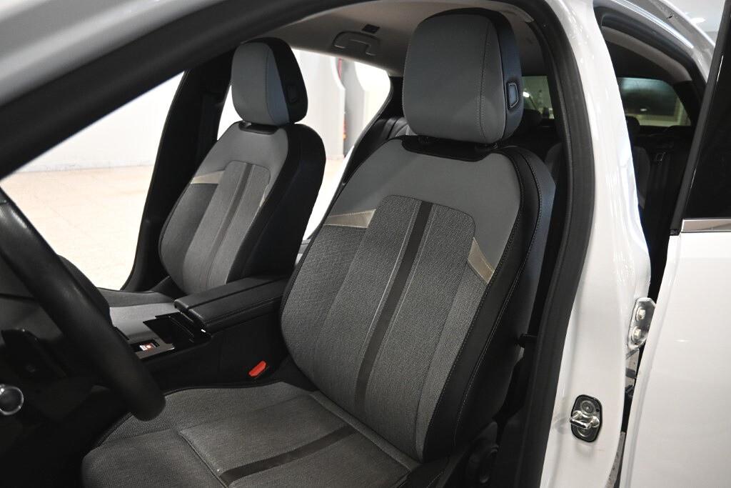 Opel Astra 1.5 Turbo 130 cv Business Elegance aut.