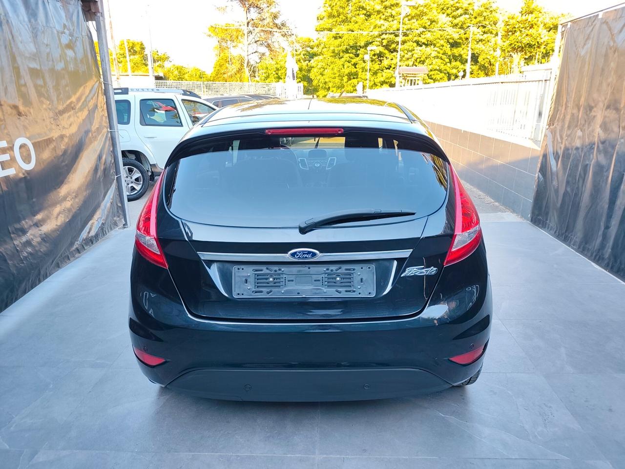Ford Fiesta AUTOMATICA 1.4 BENZINA Titanium