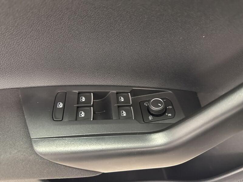 Volkswagen Taigo 1.0 tsi R-Line 110cv