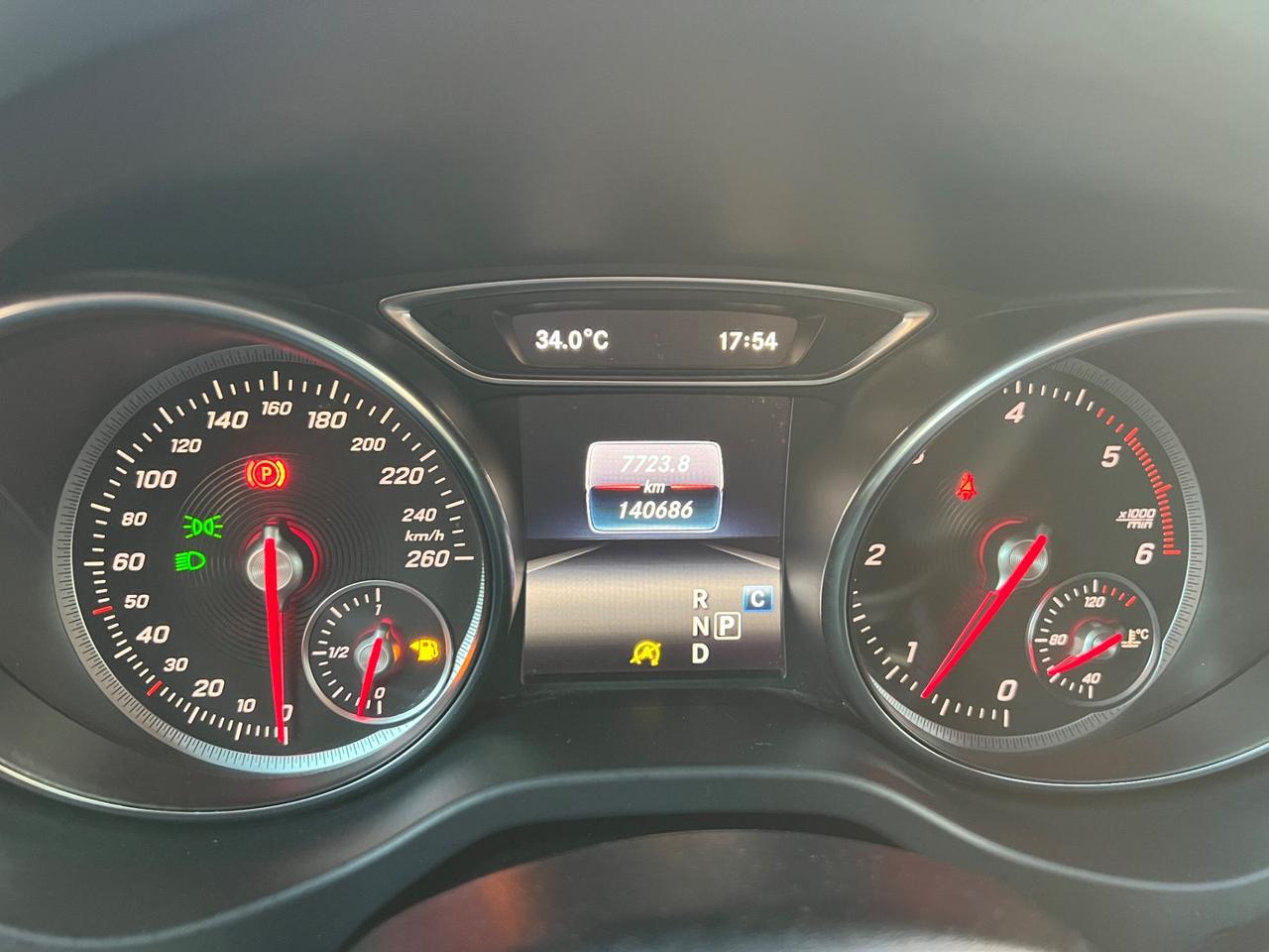 Mercedes-benz GLA 220 d Automatic Sport