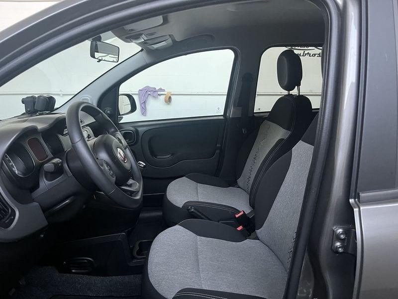 FIAT Panda Panda 0.9 t.air t. natural power Easy 70cv TUA 89,00 AL MESE