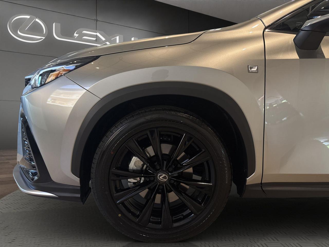 Lexus NX 2.5 phev F-Sport 4wd 292cv e-cvt