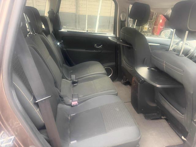 RENAULT Scenic 7posti 1.5 dCi 110CV senza nessun lavoro da fare