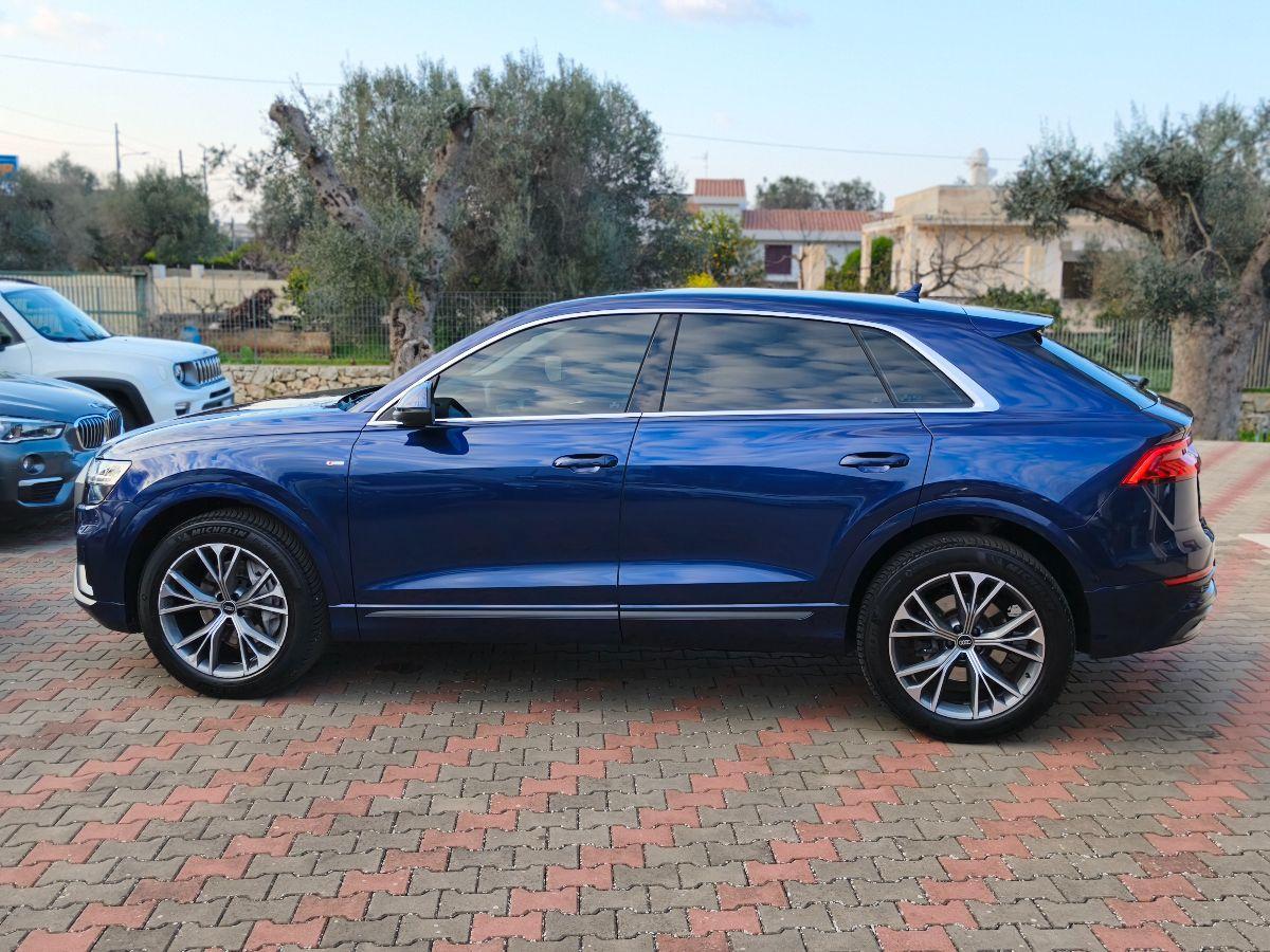 AUDI Q8 50 TDI 286 CV quattro S-LINE