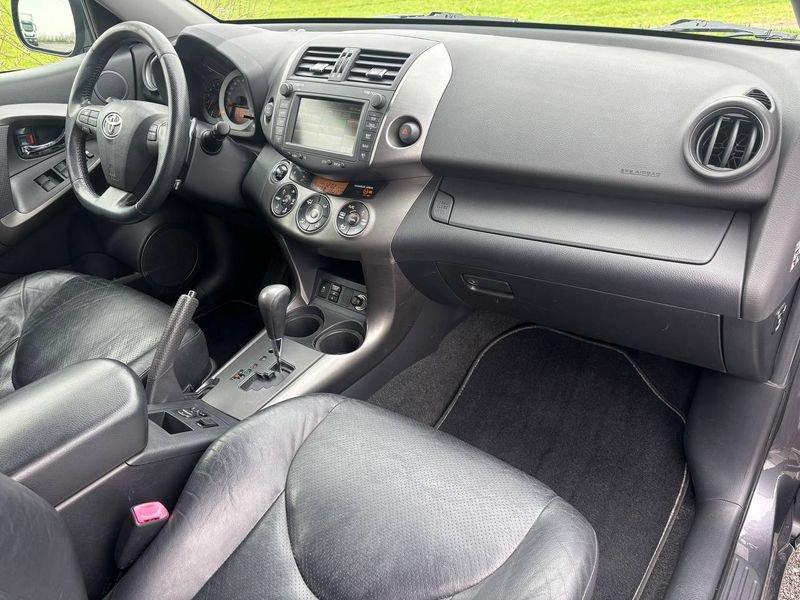 Toyota RAV4 2.2 Diesel 150cv