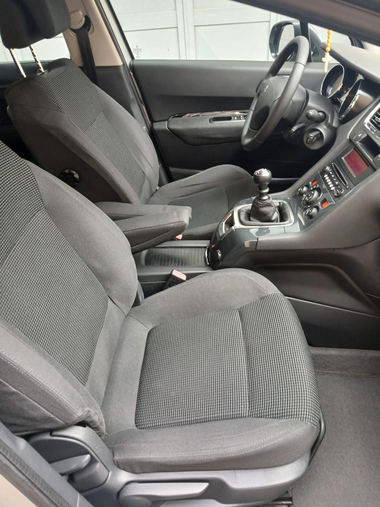 Peugeot 5008 1.6 HDI 116CV Business