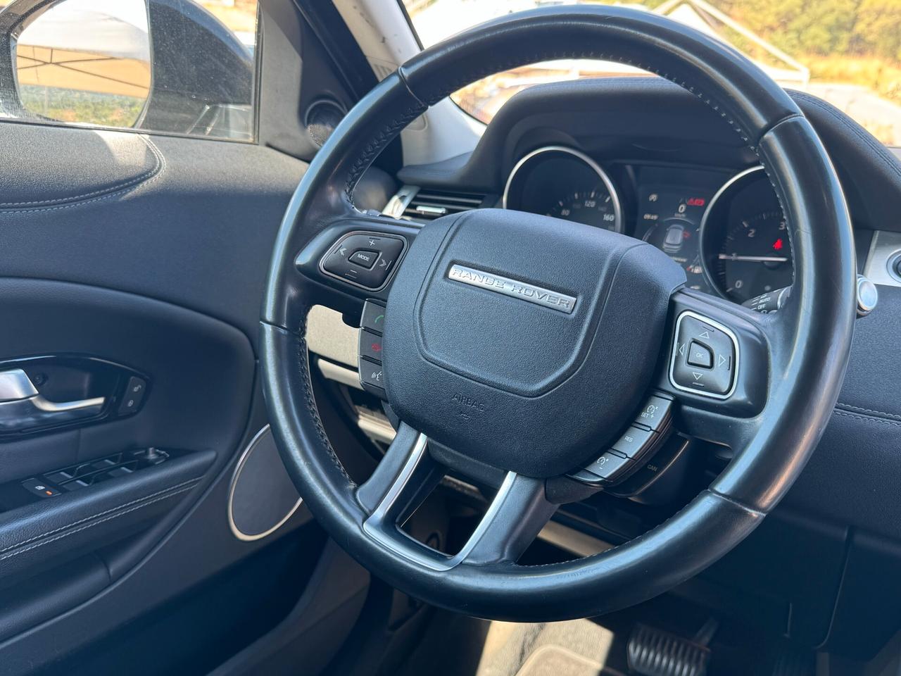Land Rover Range Evoque 2.0 TD4 150 CV 5p. SE Dynamic