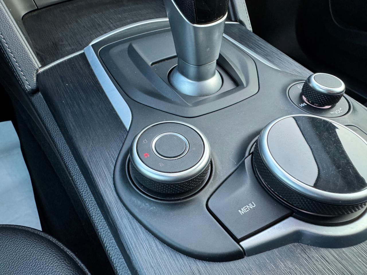 Alfa Romeo Stelvio 2.2 Turbodiesel 210 CV AT8 Q4 Super