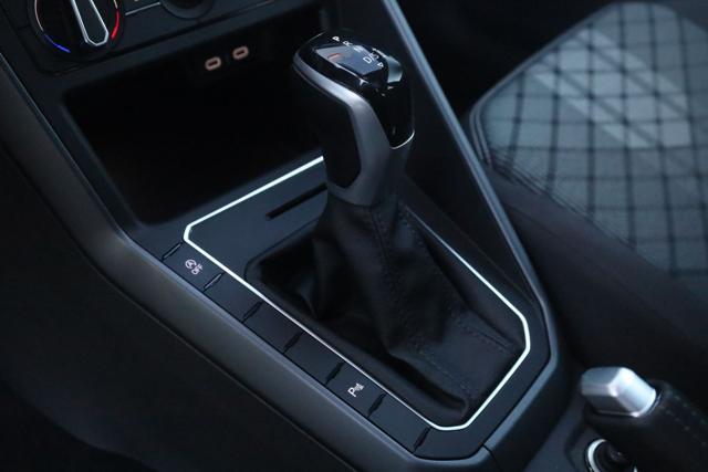 VOLKSWAGEN Taigo 1.0 TSI 115 CV DSG R-Line