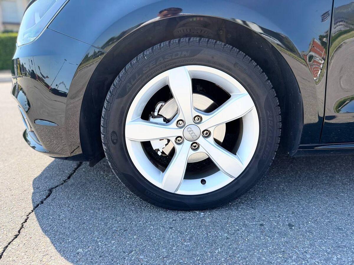 Audi A1 1.6 tdi Admired 90cv