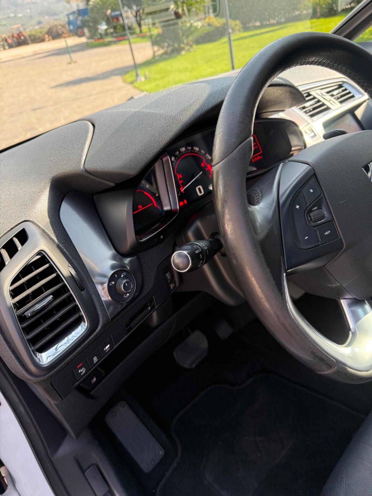 Ds DS5 5 1.6 e-HDi 110 full full optional