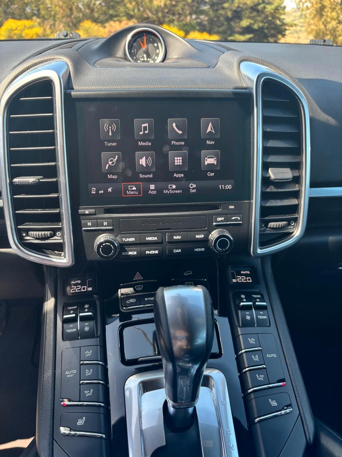 Porsche Cayenne 3.0 Diesel Platinum Edition - 2018