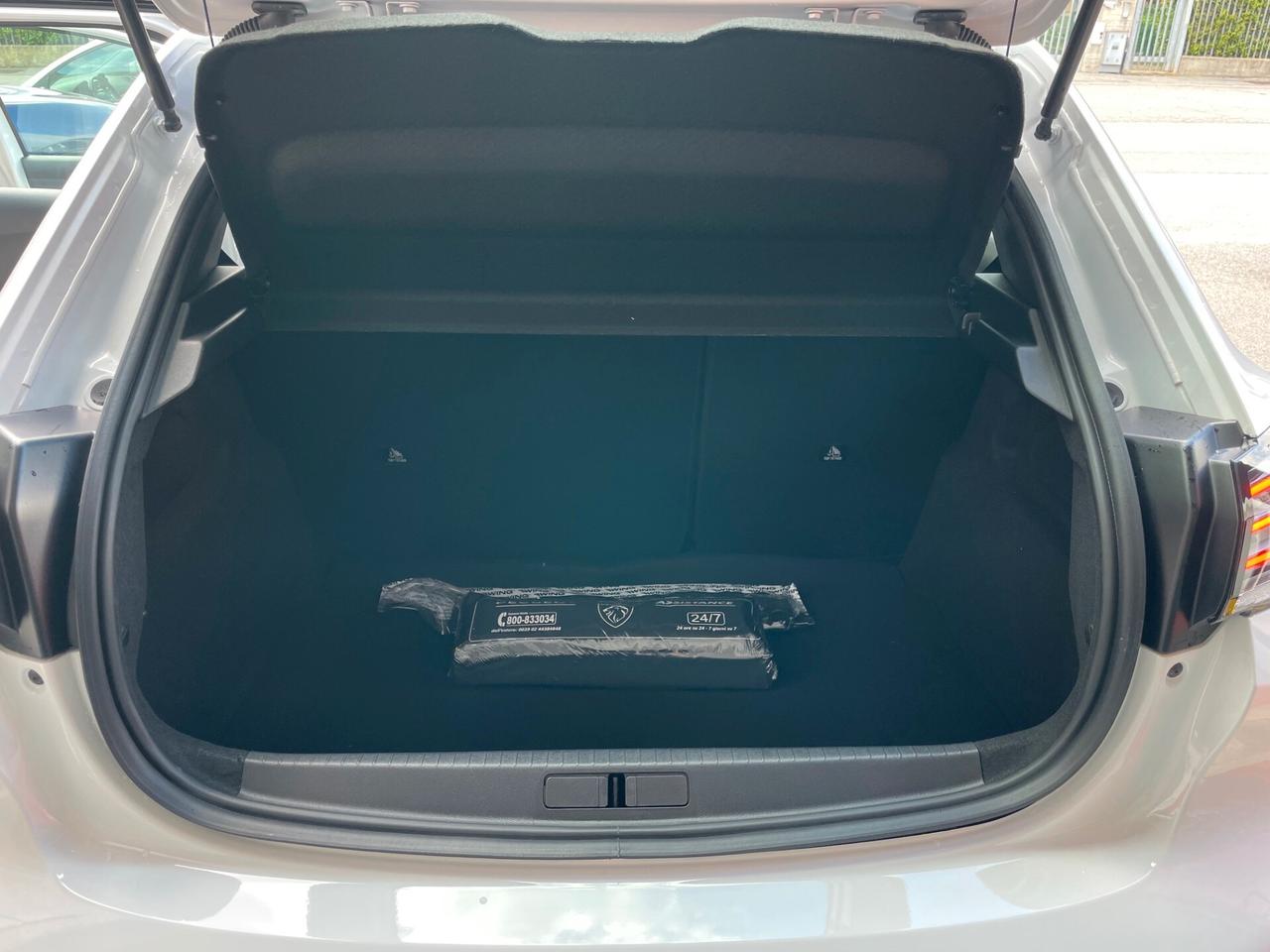 Peugeot 208 1.2 hybrid Style 100cv e-dcs 6 km0