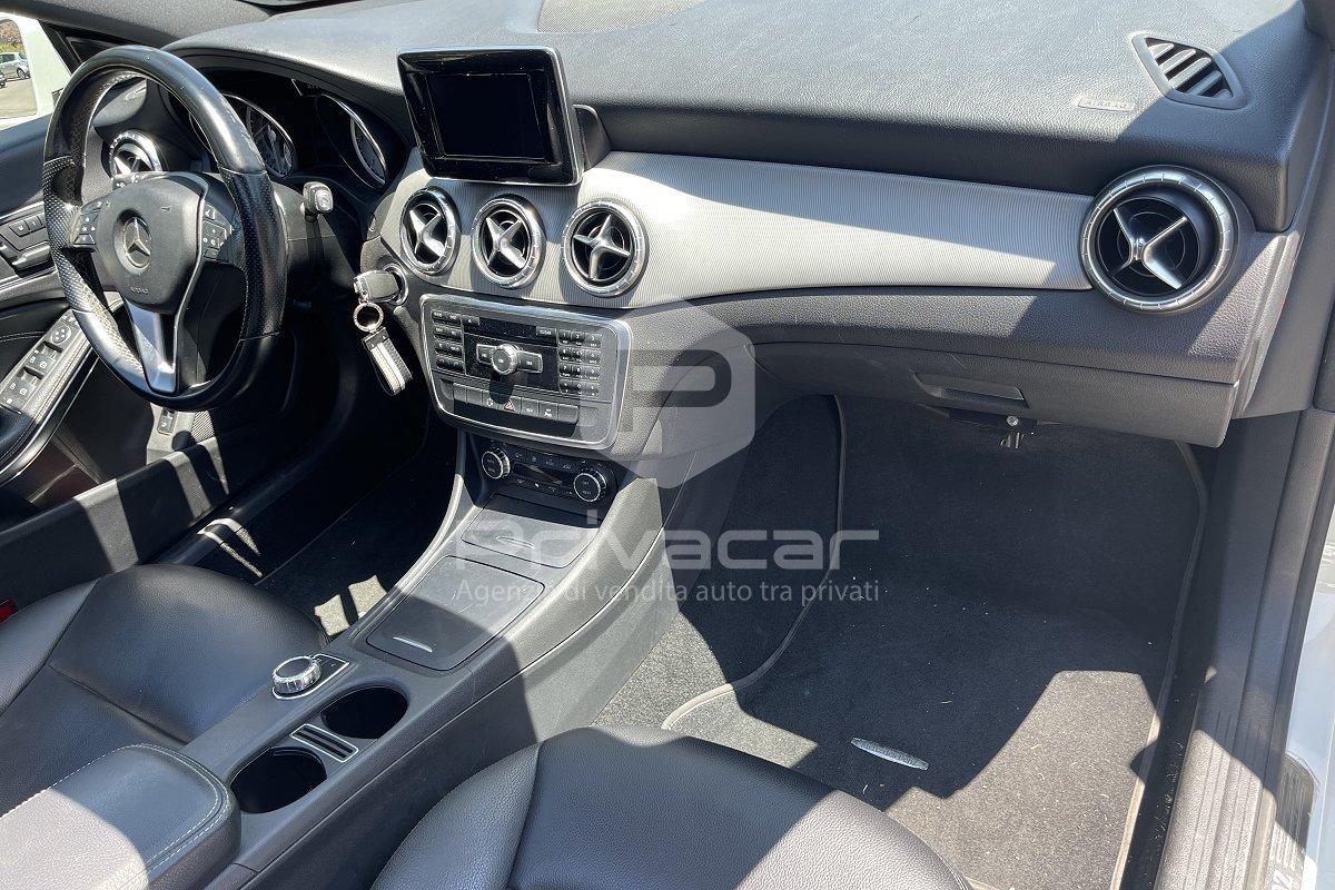 MERCEDES CLA 220 CDI Automatic Premium