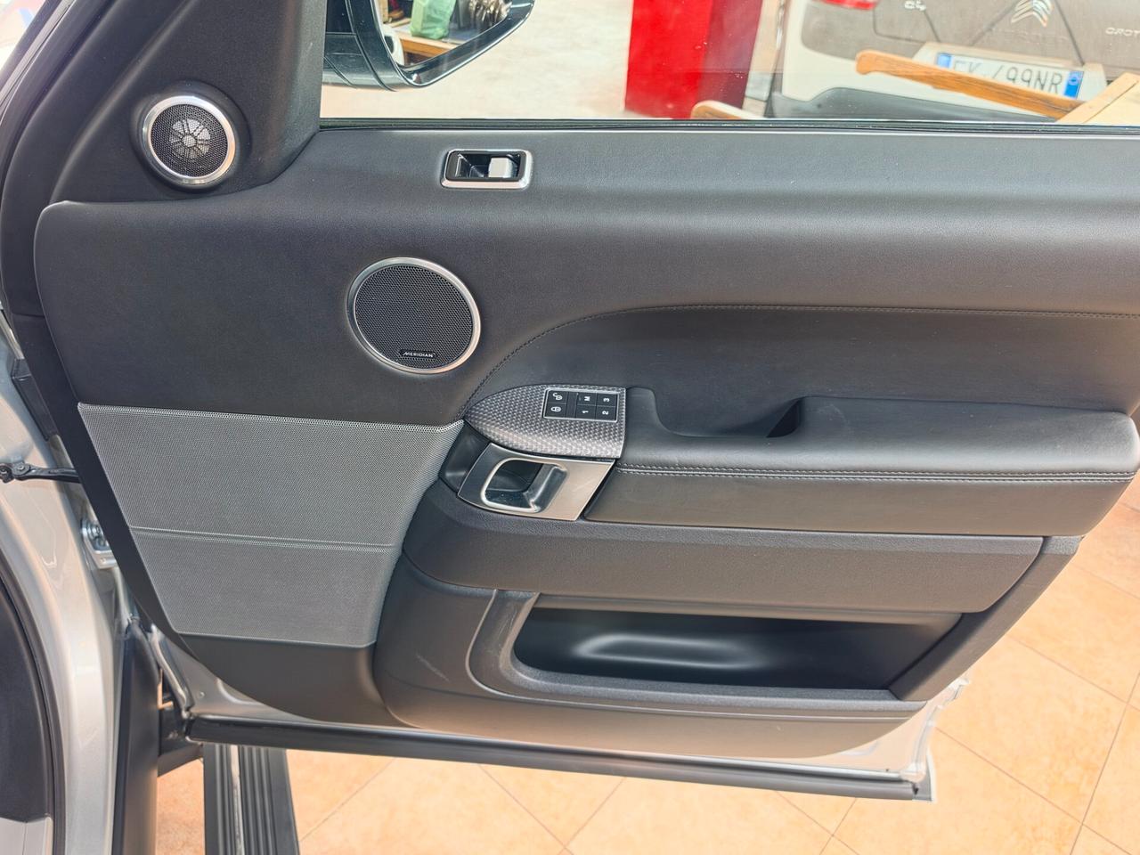 Land Rover Range Sport 3.0 TDV6 HSE Dynamic