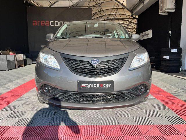 LANCIA Ypsilon 1.0 FireFly 5 porte Ecochic Silver *IBRIDA*