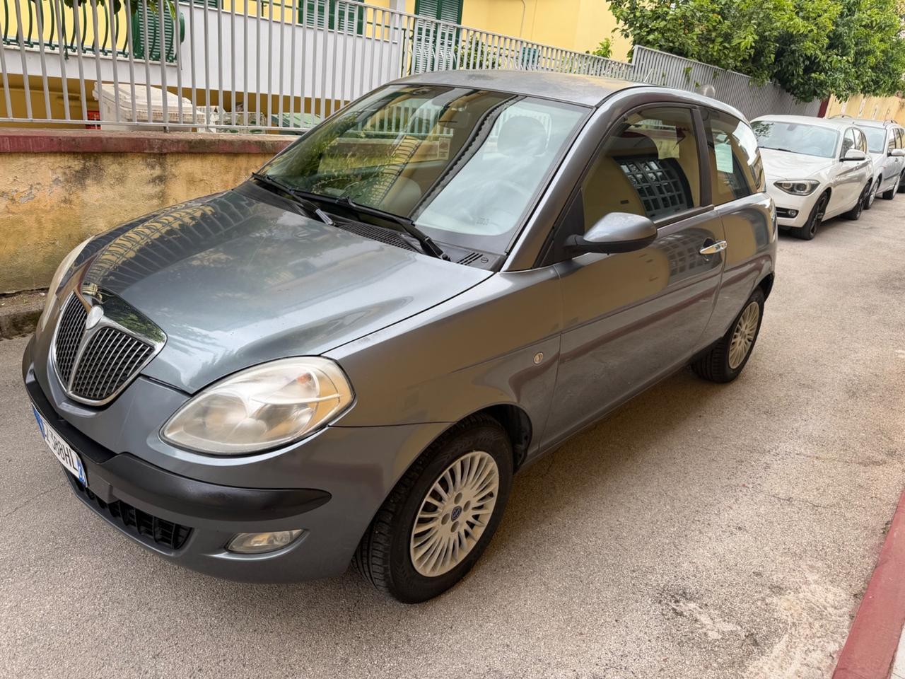 Lancia Ypsilon 1.2 Argento