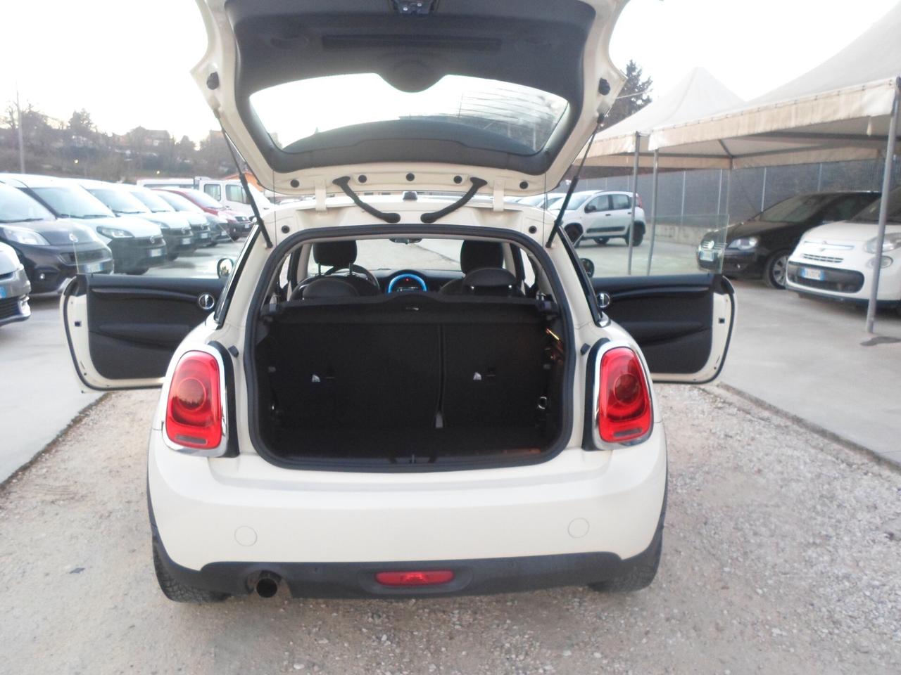 Mini 1.5 Cooper D Baker Street