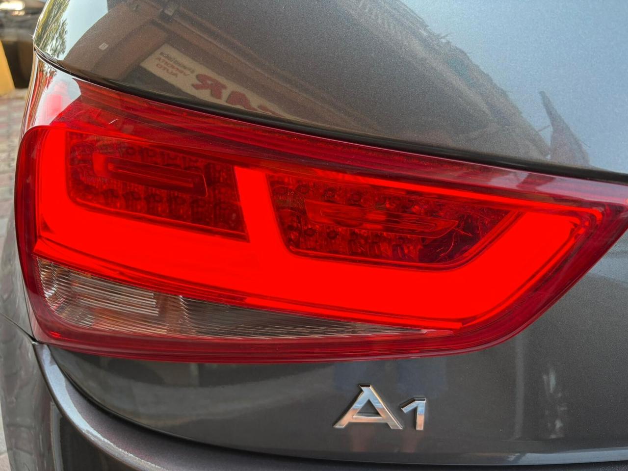 Audi A1 SPB 1.6 TDI S tronic line edition plus