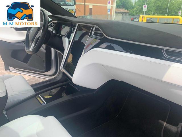 TESLA Model X 90kWh Dual Motor GANCIO TRAINO PILOT AVANZATO