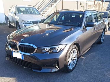 BMW 318 d Touring ** LUXURY+NAVI+AUTOM+LED+FULL **