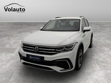 VOLKSWAGEN Tiguan II 2021 - Tiguan 2.0 tdi R-Line 4motion 150cv dsg